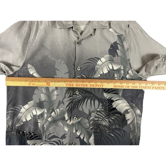 Tommy Bahama Men‎ Short Sleeve Button Up Floral Hawaiian Shirt Sz M - Picture 3 of 7